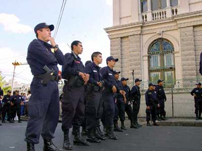 �x�@�̃o���P�[�h