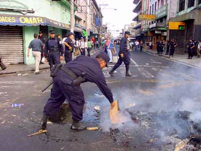 ���Ί���